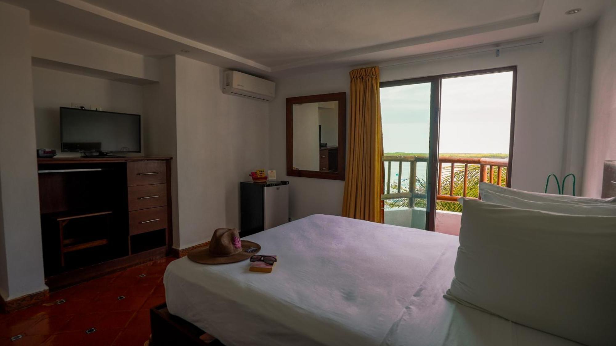 Hotel Río Lagartos 外观 照片